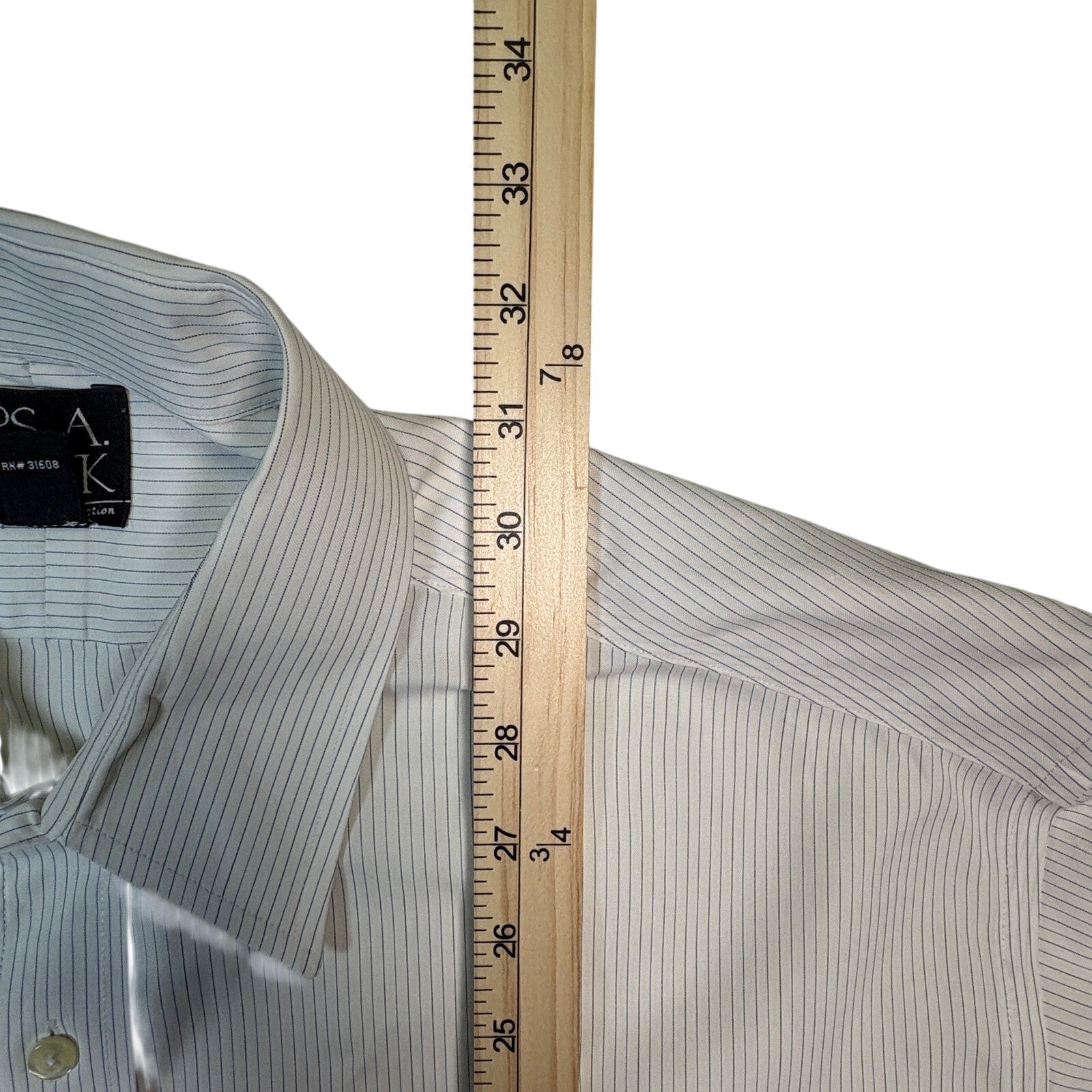 Jos A Bank Traveler’s Collection Dress Shirt 16.5 35 White Blue Stripe Button up