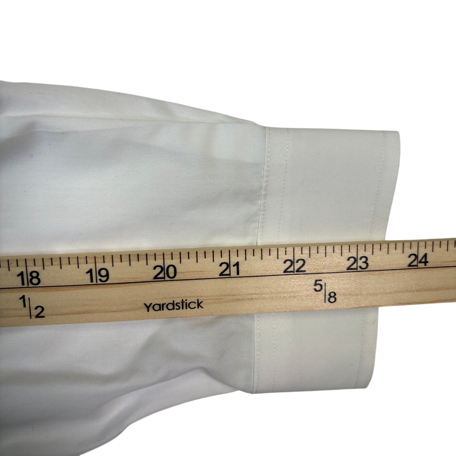 Jos A Bank Stays Cool Dress Shirt Mens 16.5 35 White Cotton LS