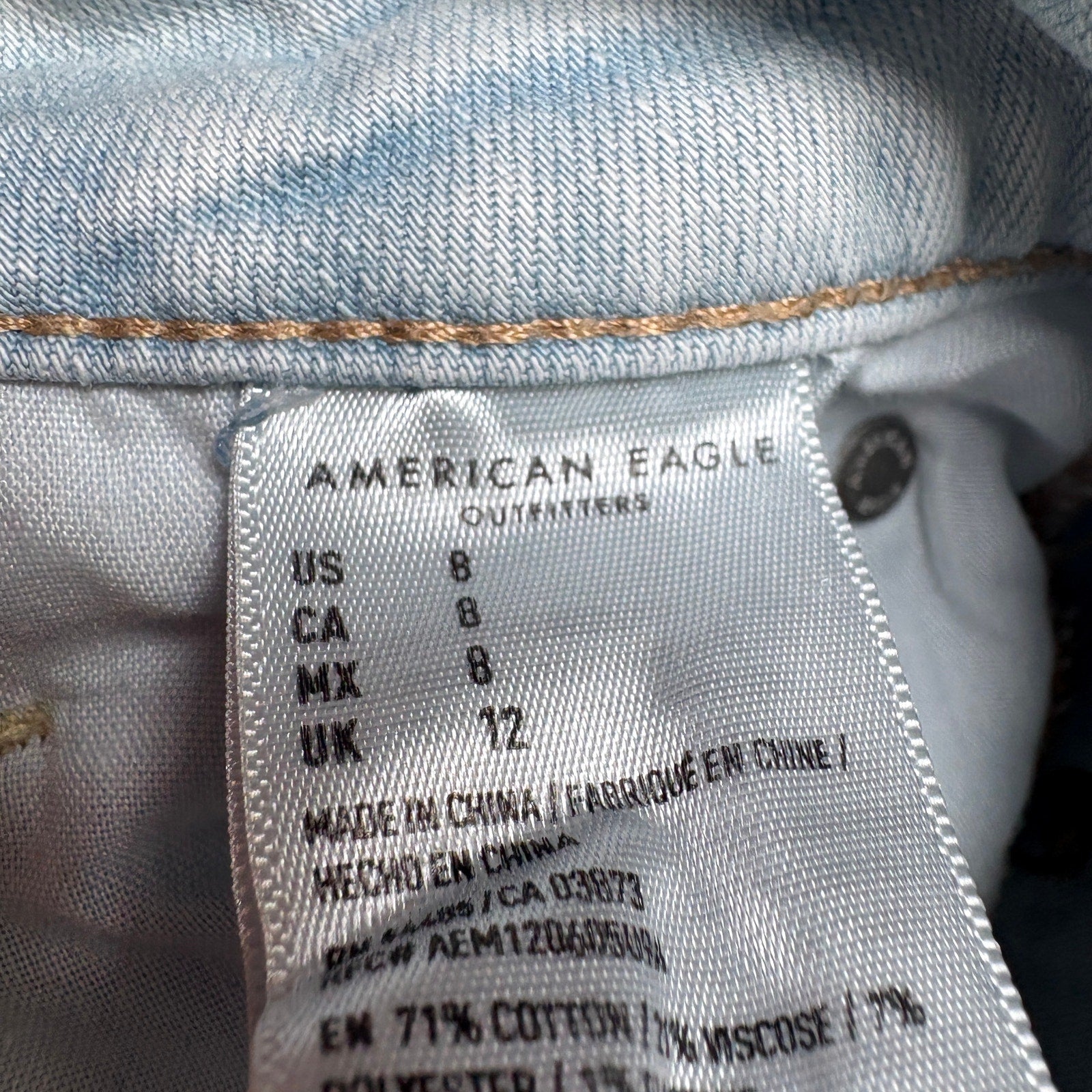 American Eagle Next Level Stretch Denim Shorts Womens 8 Light Wash