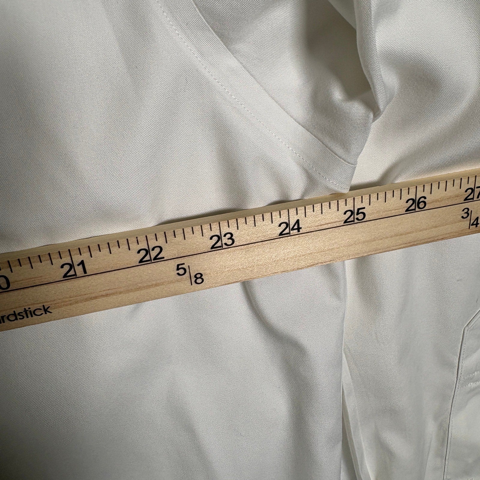 Jos A Bank Traveler Dress Shirt Mens Large 16.5 34 White Long Sleeve Cotton